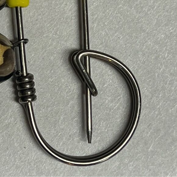 Vintage Russian Nesting Doll Folk Art Hanging Wood Brooch Pin Matryashka Jewelry - Picture 6 of 9